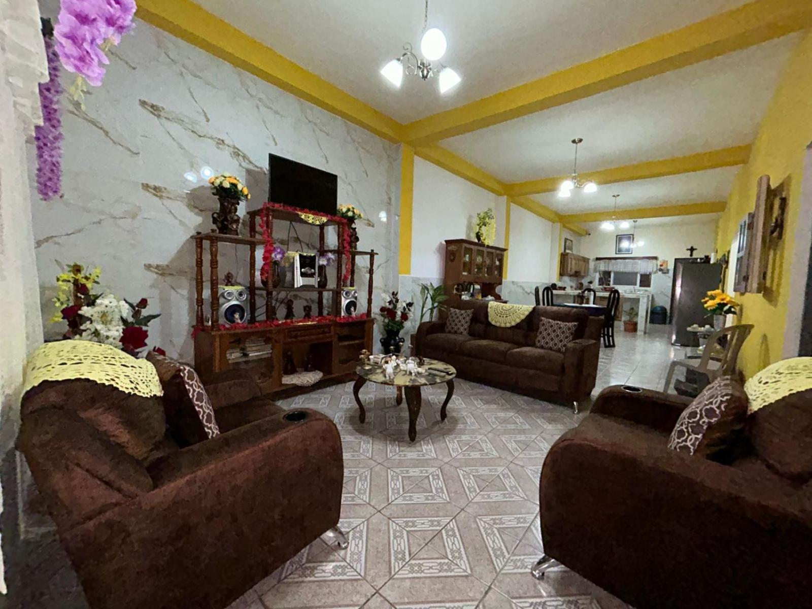 Casa Maya Itza Флорес Экстерьер фото
