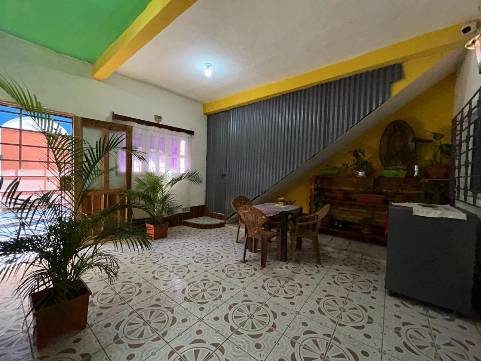 Casa Maya Itza Флорес Экстерьер фото