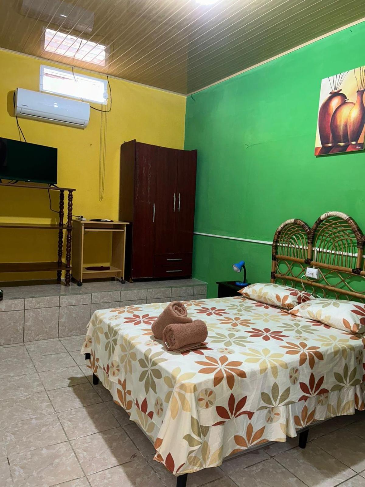 Casa Maya Itza Флорес Экстерьер фото