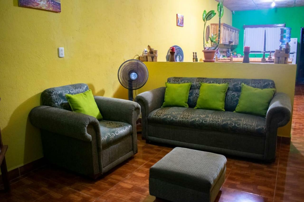 Casa Maya Itza Флорес Экстерьер фото