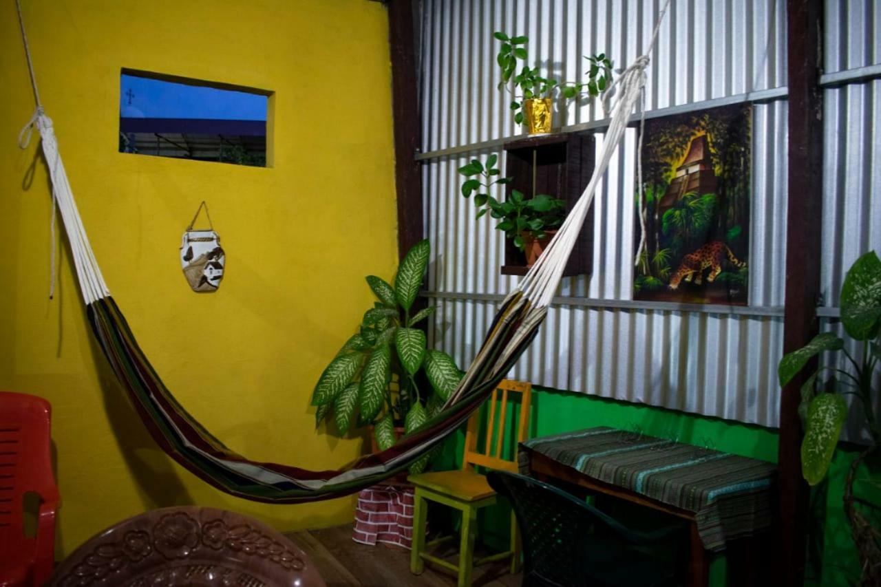 Casa Maya Itza Флорес Экстерьер фото