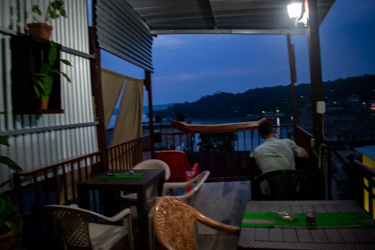 Casa Maya Itza Флорес Экстерьер фото